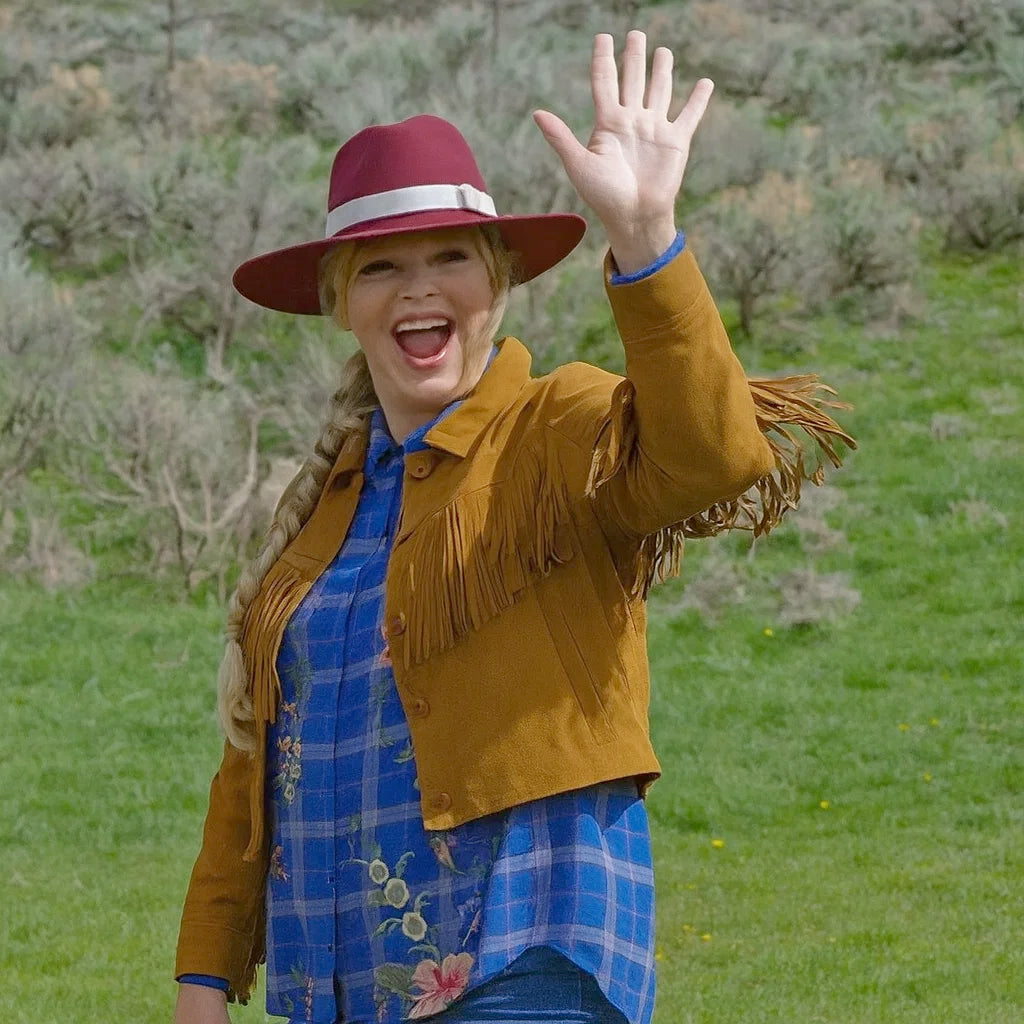 Finding-Mr.-Christmas-Melissa-Peterman-Jacket