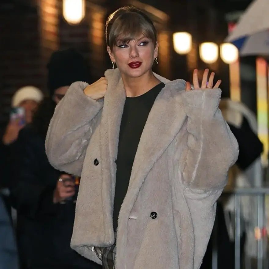 Late-Show-With-Stephen-Colbert-Taylor-Swift-Fur-Coat