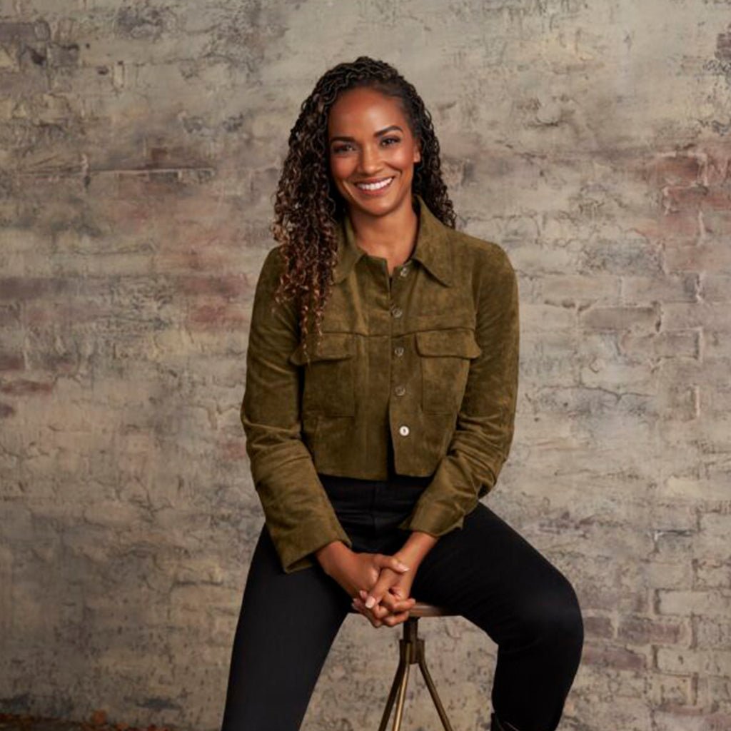 The-Rookie-S08-Promo-Mekia-Cox-Jacket